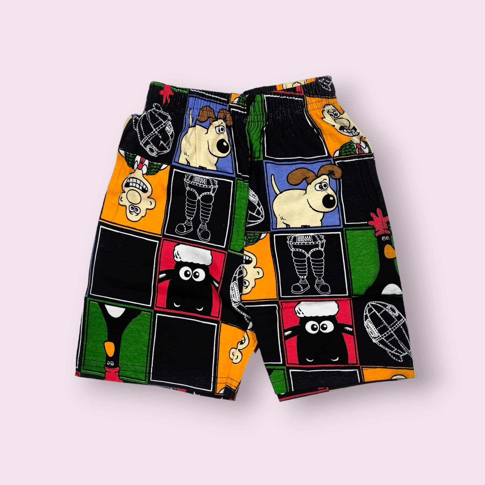 Sleeveless t-shirt and shorts set for boys, stylish coord set for boys, comfortable toddler clothes for summer wear.