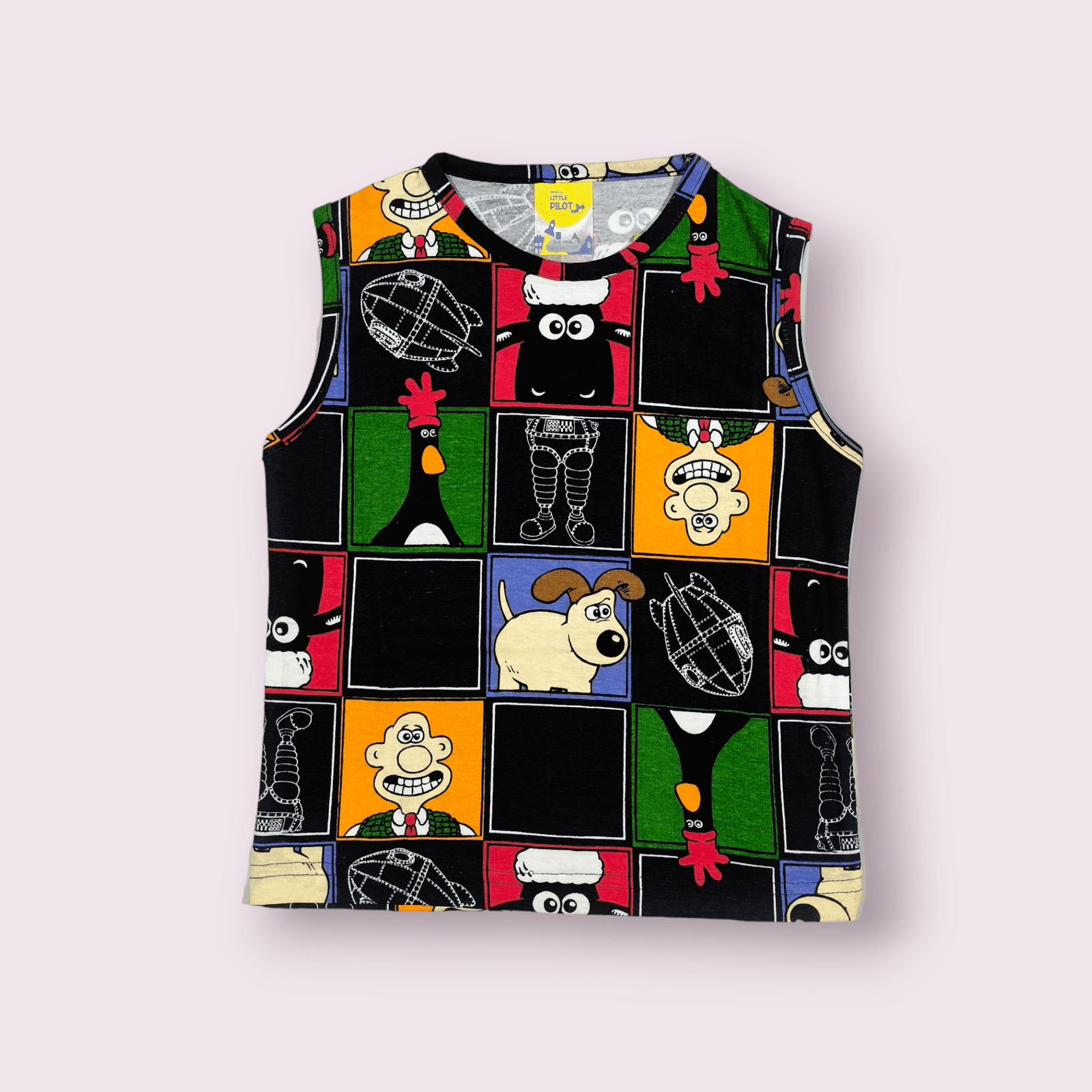 Sleeveless t-shirt and shorts set for boys, stylish coord set for boys, comfortable toddler clothes for summer wear.